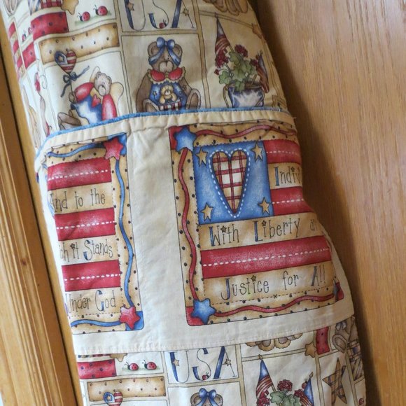 Patriotic Bear 2 in 1 Reversible Apron - Picture 4 of 12